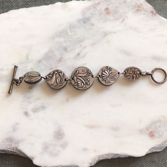 Lucky Brand Green Wood And Metal Cabachon Bracelet - Picture 12 of 15